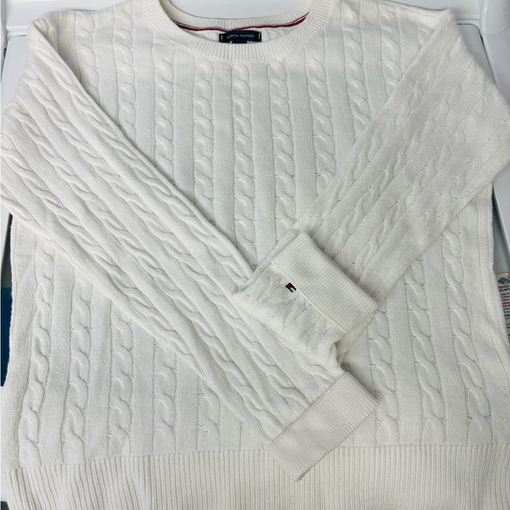 Tommy Hilfiger women’s White Cable Knit Sweater